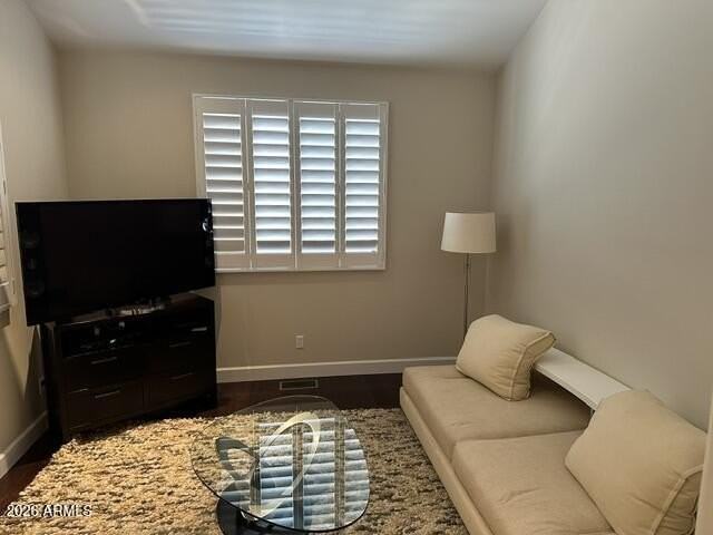 2201 E Grapevine Dr - Photo 5 of 33