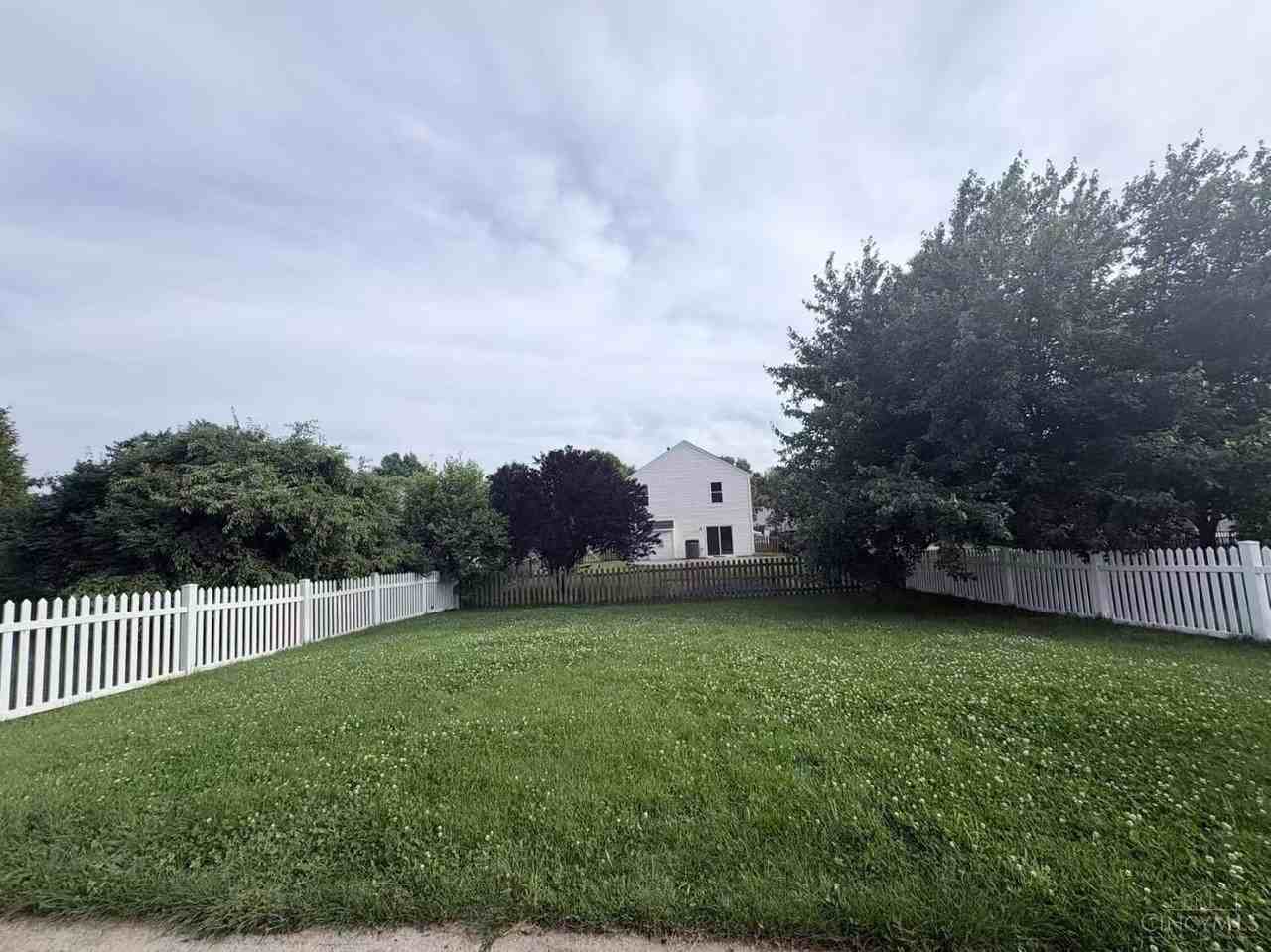 311 Heftner Cir - Photo 4 of 15