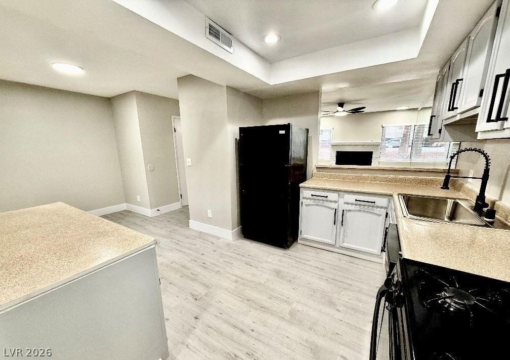 2631 Aracatuba Ave - Photo 7 of 25