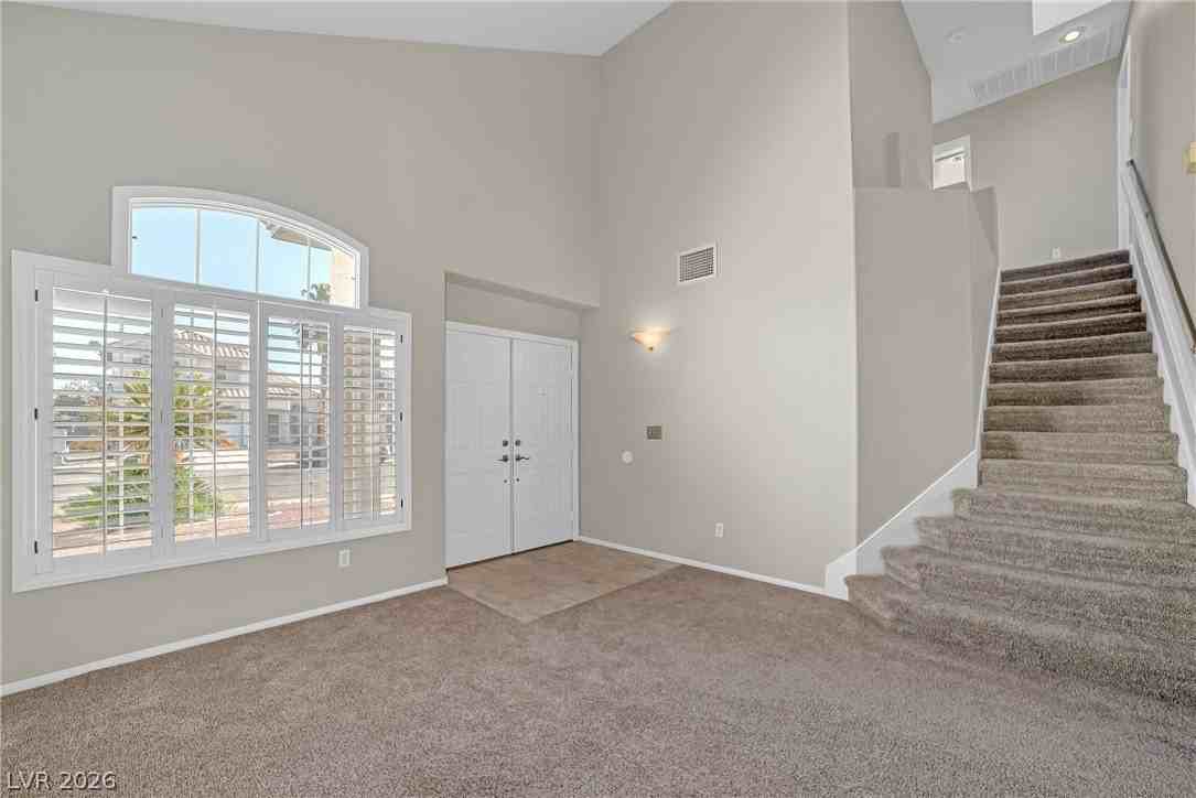 8133 Kentshire Dr - Photo 3 of 26