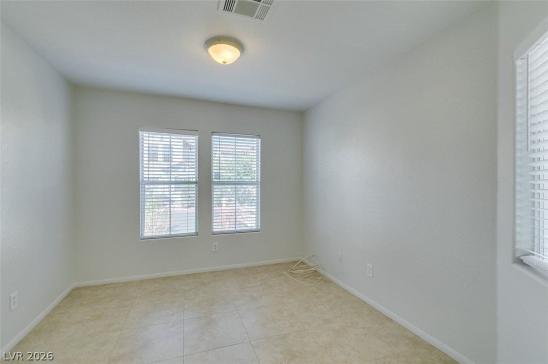 868 Blue Rosalie Pl - Photo 5 of 35