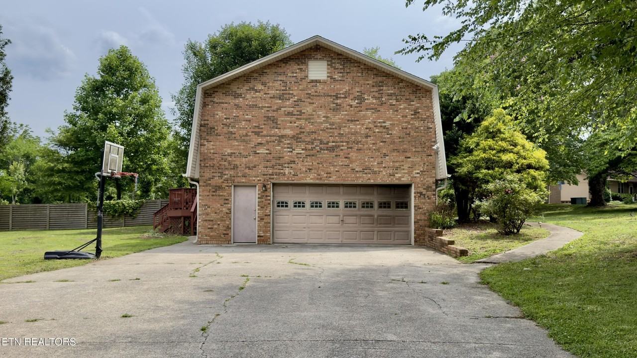 12708 Pony Express Dr - Photo 5 of 26