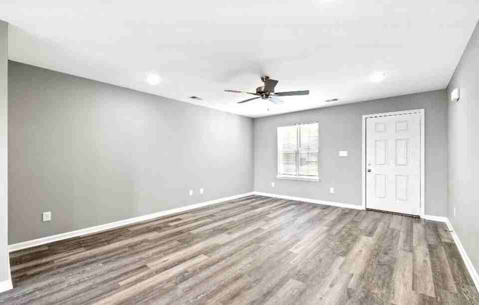 249 Candy Apple Ln - Photo 6 of 17