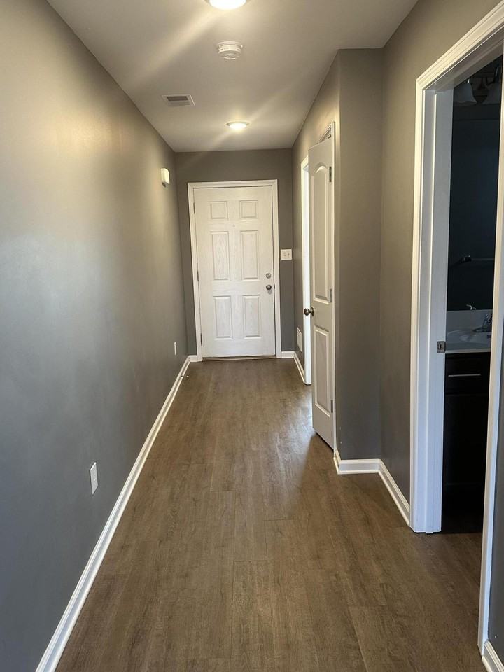2605 Hailey Rose Way - Photo 3 of 15