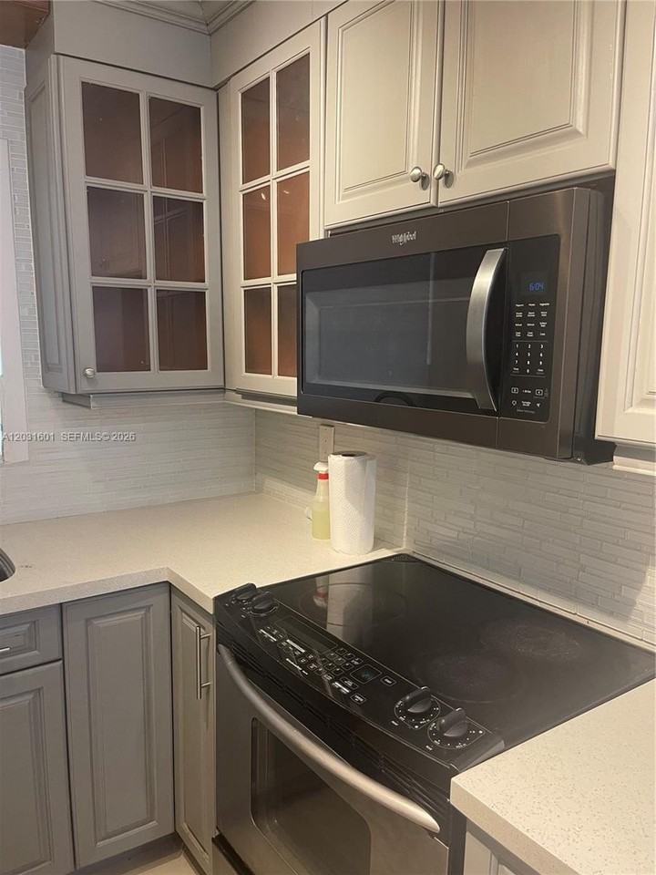 7505 Sw 82nd St #212 - Photo 7 of 32
