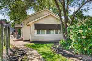 featured image of 6118 Vermont Ave