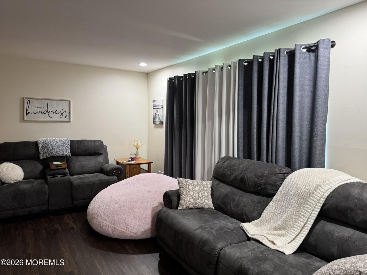 425 Main St - Photo 5 of 20