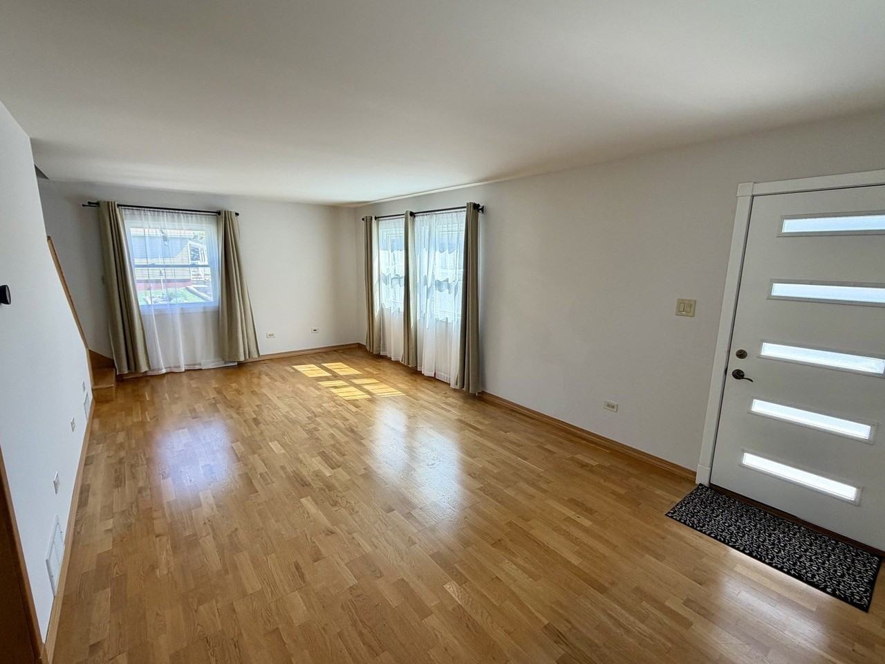 700 Mccarthy St - Photo 2 of 13