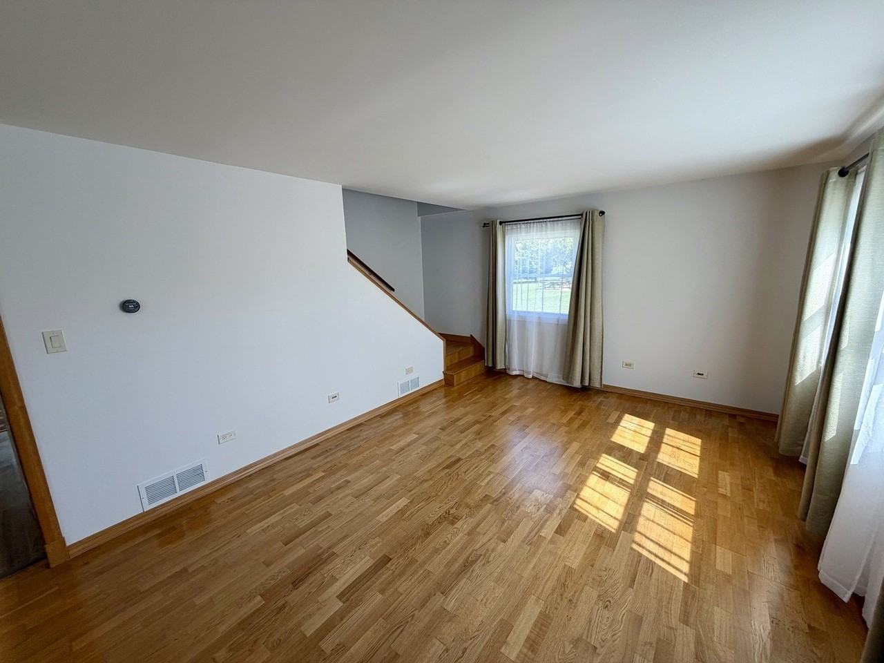 700 Mccarthy St - Photo 4 of 13