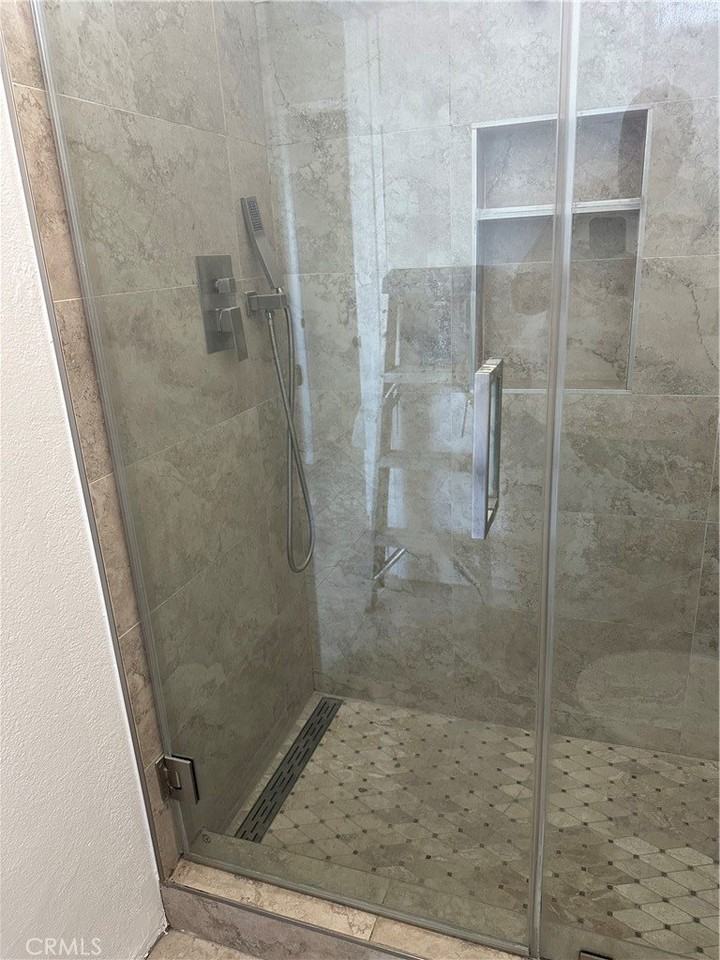 5120 E 59th Pl - Photo 4 of 6