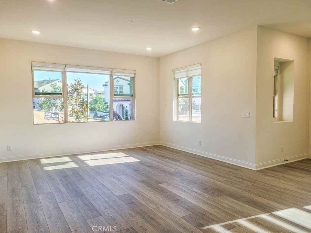 12328 Fruitwood Ln - Photo 2 of 8