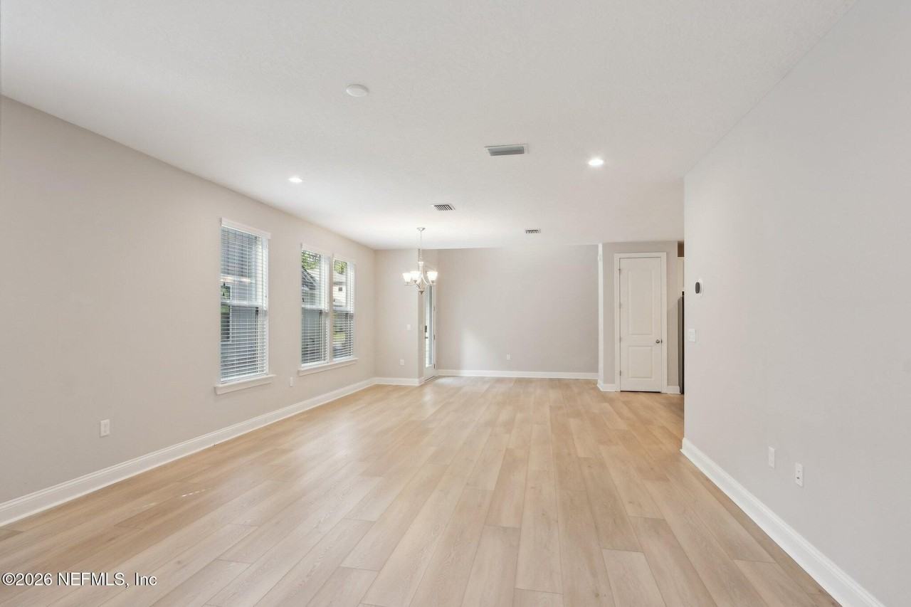 9897 Filament Blvd - Photo 5 of 35