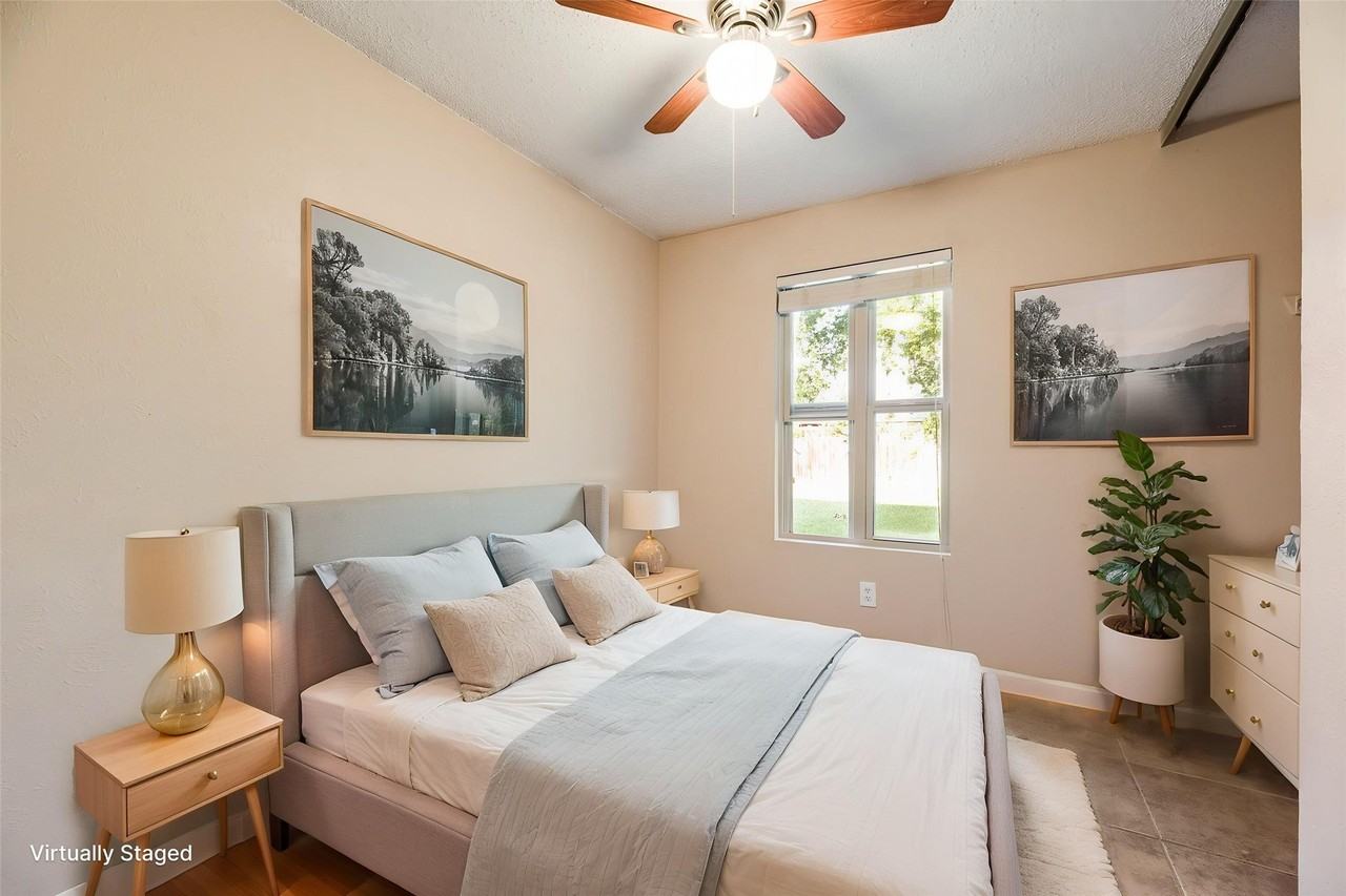 7204 Shadow Bend Dr - Photo 6 of 32