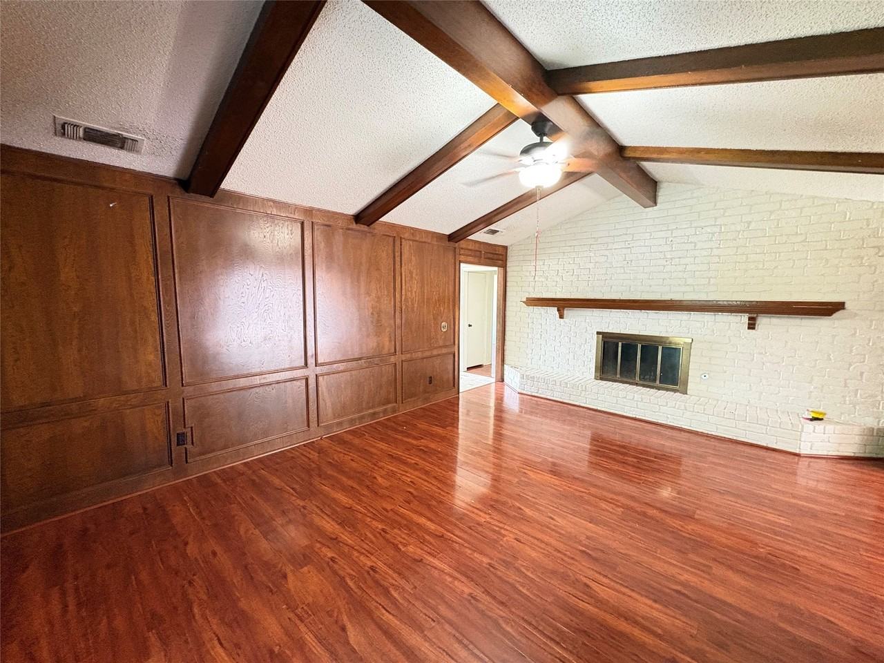 2916 Robin Rd - Photo 5 of 14