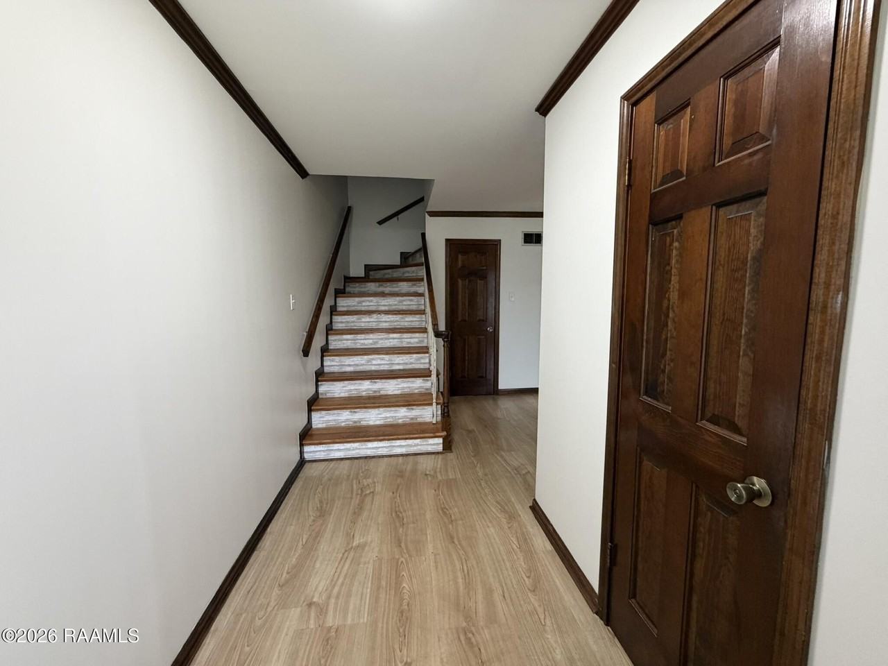 204 Dublin Cir #A - Photo 4 of 30