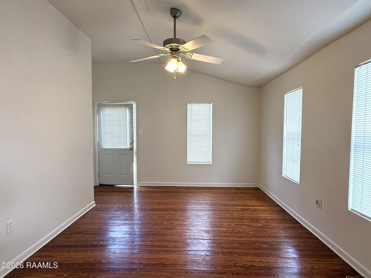 305 General Mouton Ave #B - Photo 6 of 17