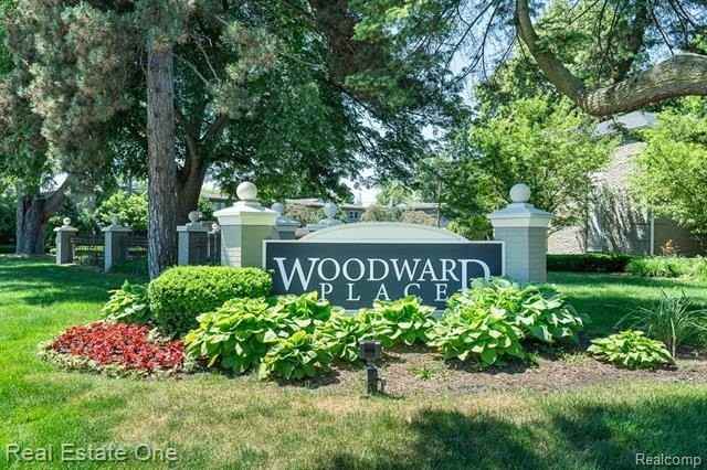 1113 N Old Woodward Ave #38 - Photo 3 of 28