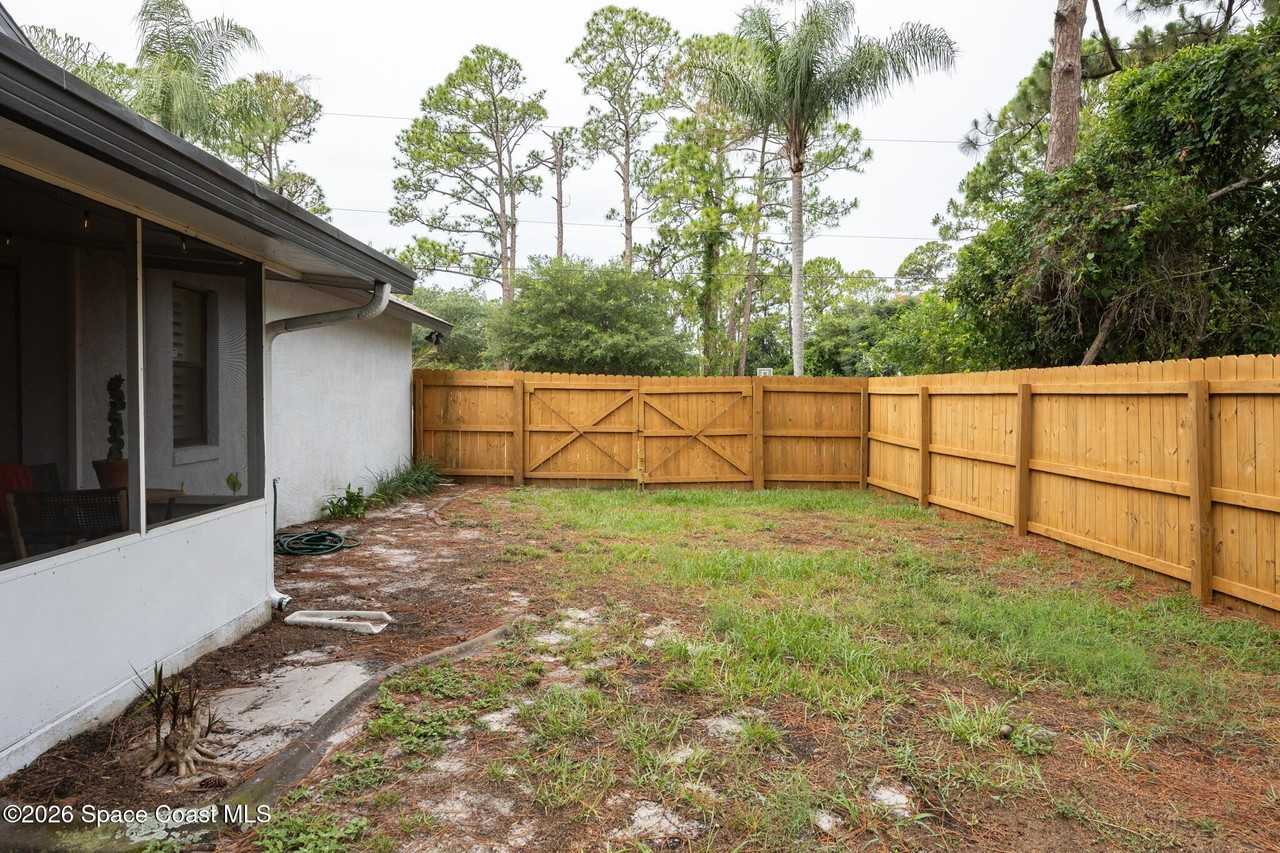 6655 Corto Rd - Photo 7 of 26