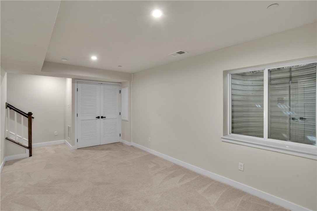 6004 Augusta Ln - Photo 6 of 39