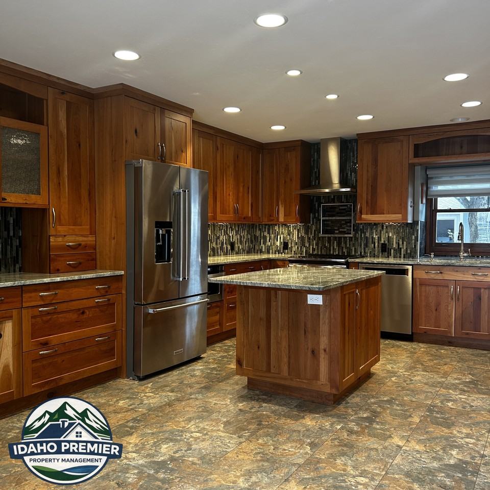 1565 E Lenz Ln #1 - Photo 4 of 30