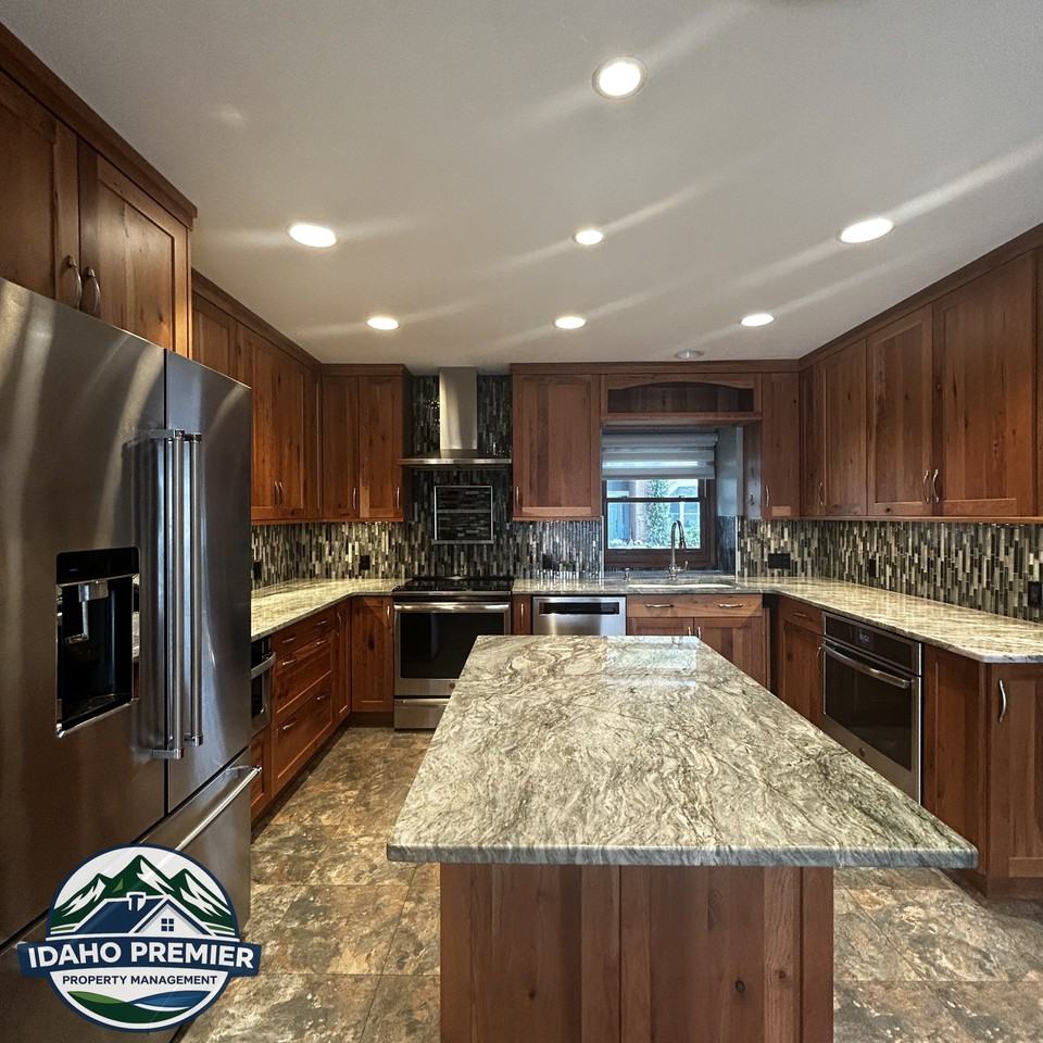 1565 E Lenz Ln #1 - Photo 5 of 30