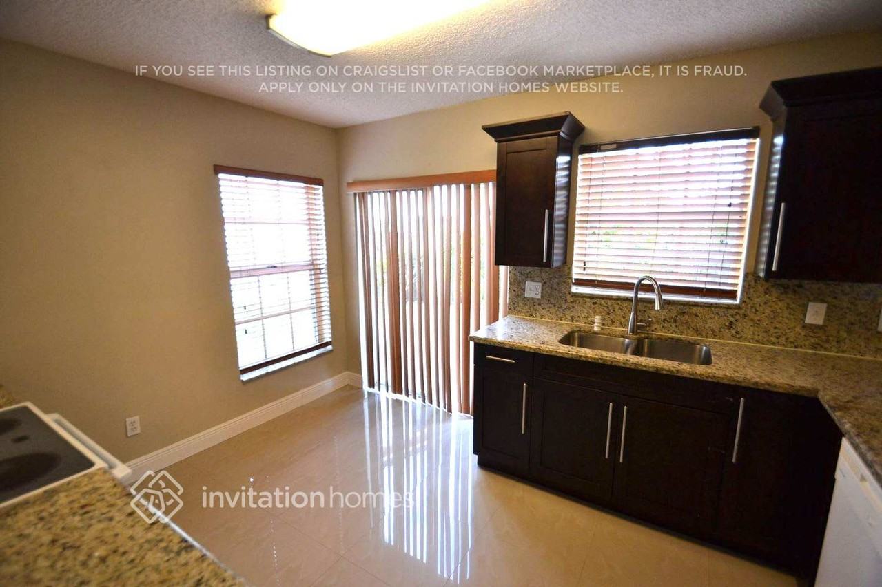 15400 Sw 59th St - Photo 4 of 9