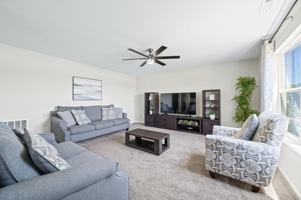 featured image of 4007 Woodview Dr
