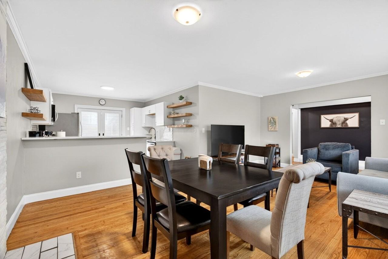 6913 Etzel Ave #1496954P - Photo 7 of 22
