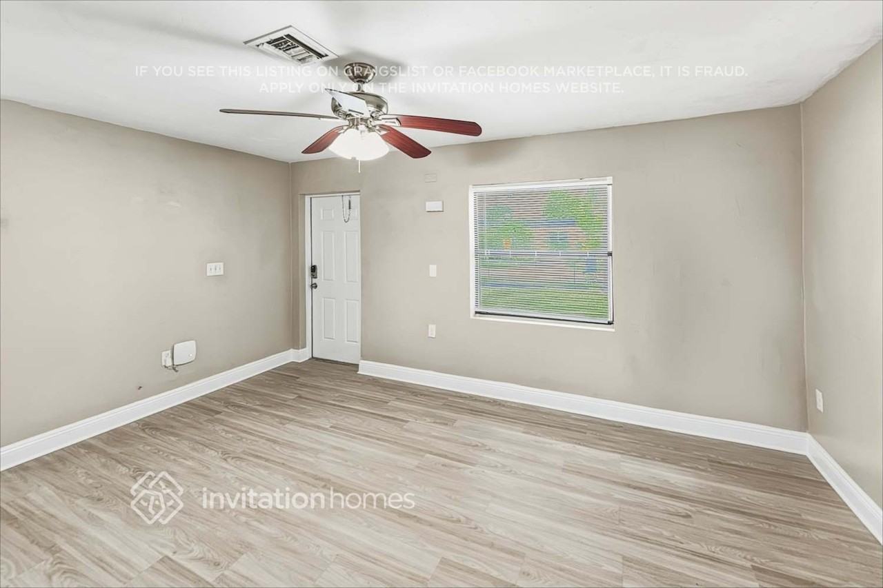 4255 N Browning Dr - Photo 4 of 19