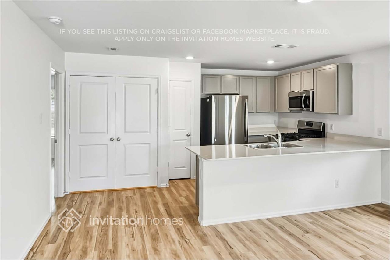 22259 Stoney Ravine Dr - Photo 5 of 18
