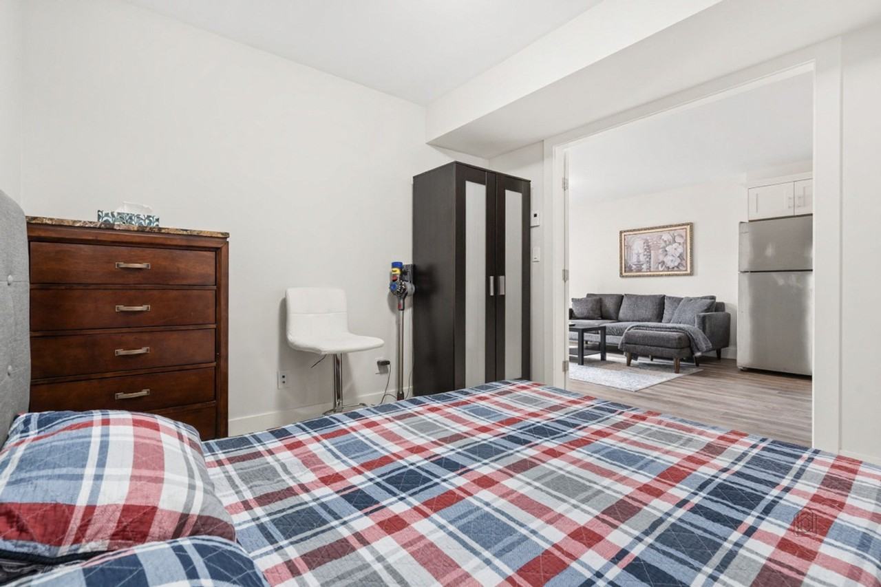 462 West Keith Rd #1536498P - Photo 6 of 16