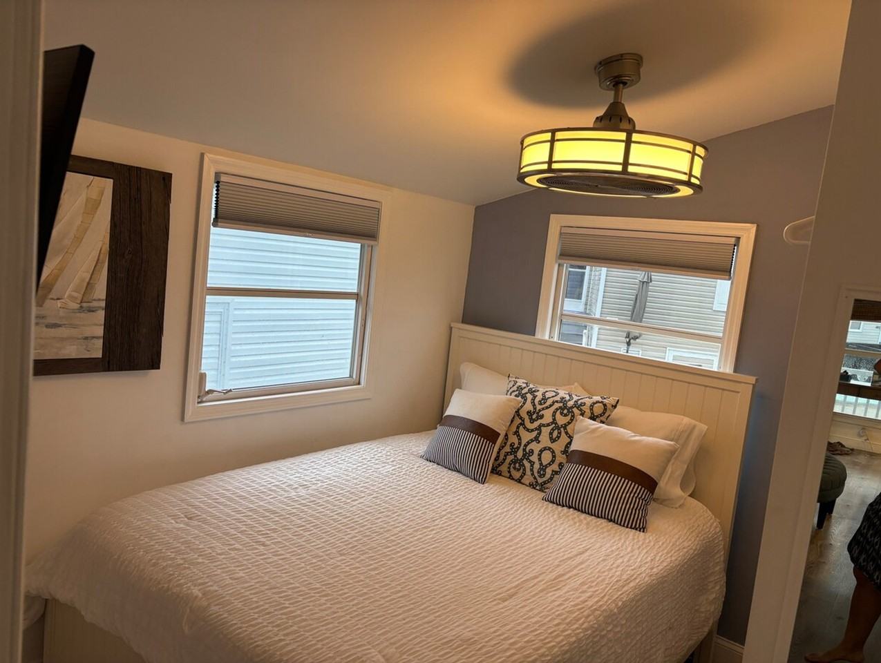 447 Nettles Blvd #1537511P - Photo 4 of 17