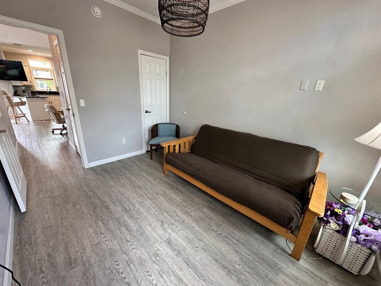 404 Nettles Blvd #1537518P - Photo 3 of 26