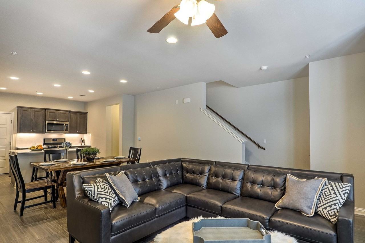 2501 County Road 234 #1546205P - Photo 4 of 27
