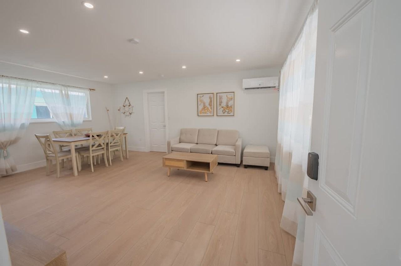312 Elm St #1547735P - Photo 4 of 34