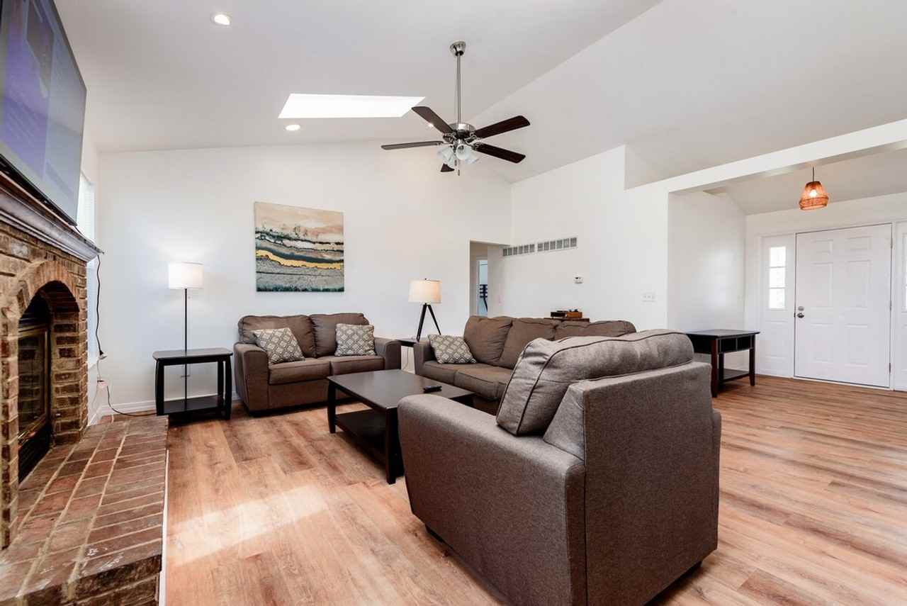 222 Brower Ln #1548748P - Photo 5 of 32