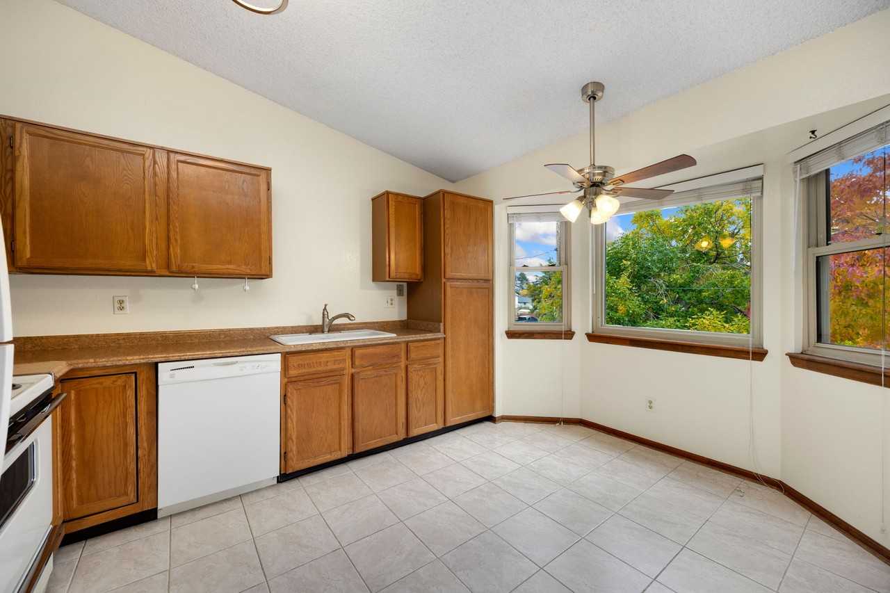 1075 S Garrison St #203 - Photo 6 of 23