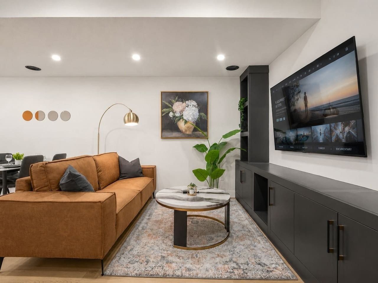 1710 29 St Sw #1538093P - Photo 2 of 47