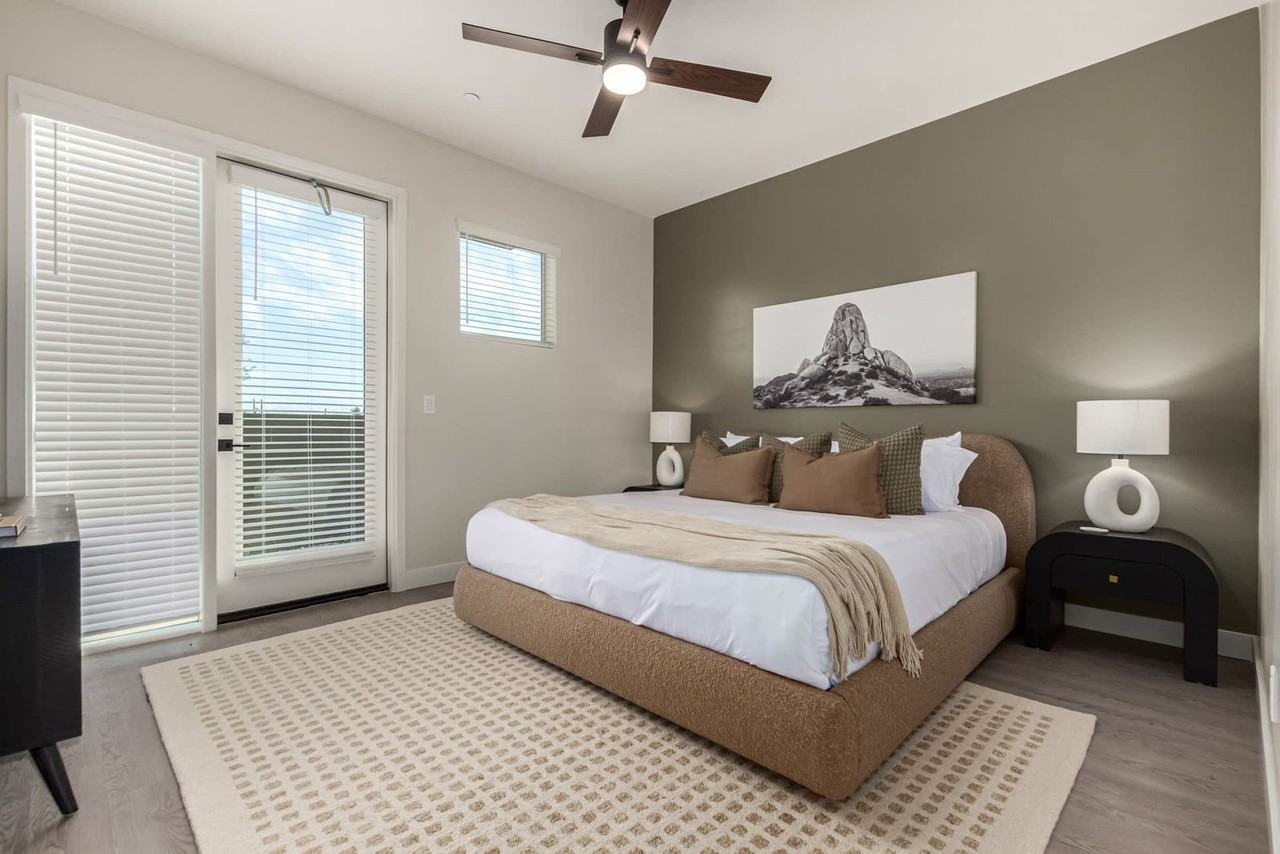 6249 E Pinnacle Vista Dr #1558671P - Photo 2 of 23