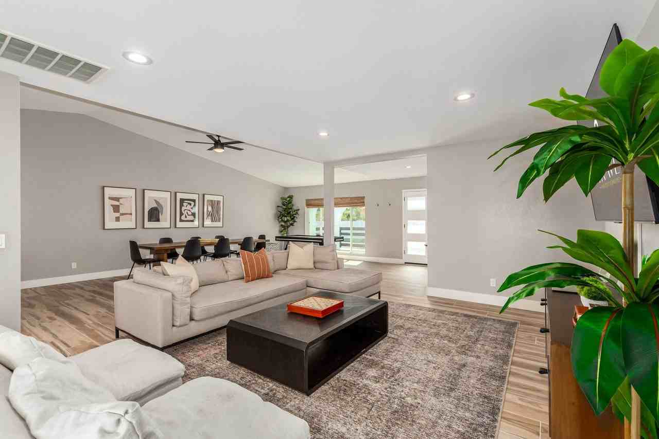 12202 N 58th Way #1558603P - Photo 3 of 50