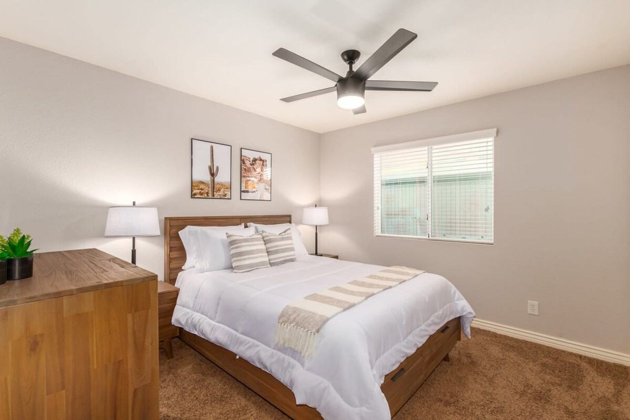 2530 W Obispo Cir #1558619P - Photo 7 of 48