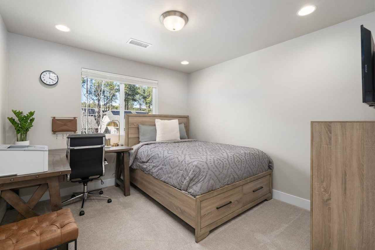 2841 W Alamo Dr #1558660P - Photo 5 of 50