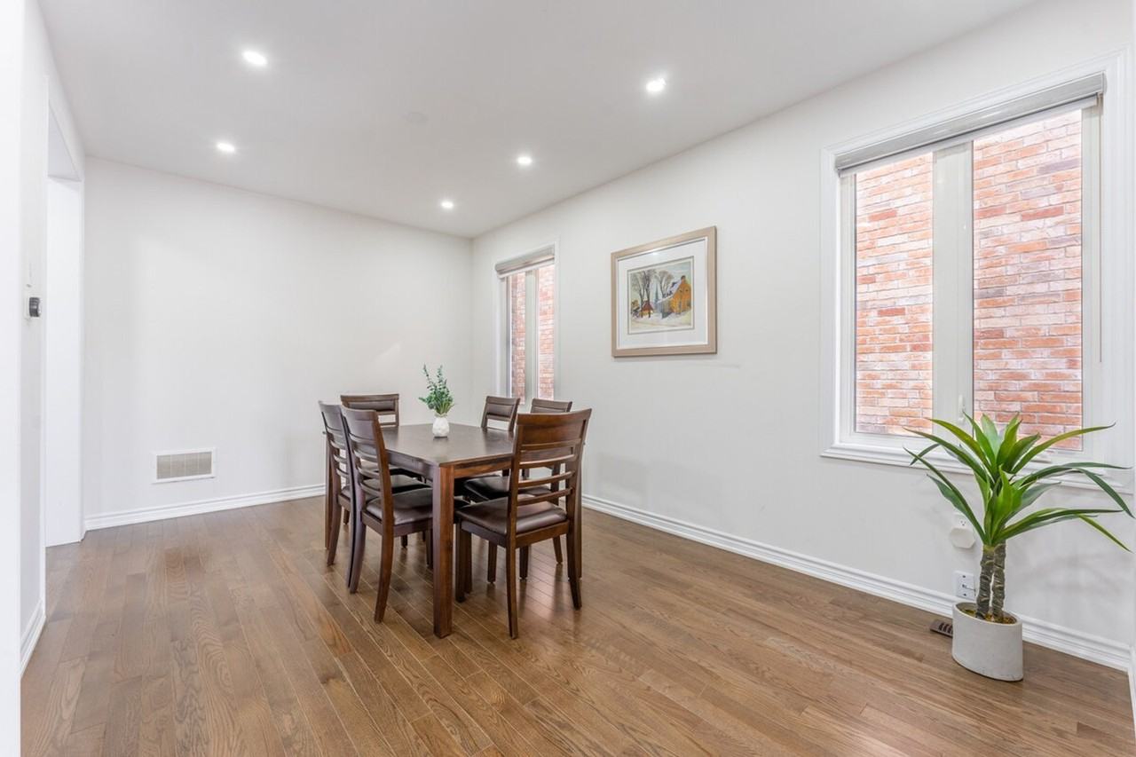 18 Dotchson Ave #1504516P - Photo 7 of 37