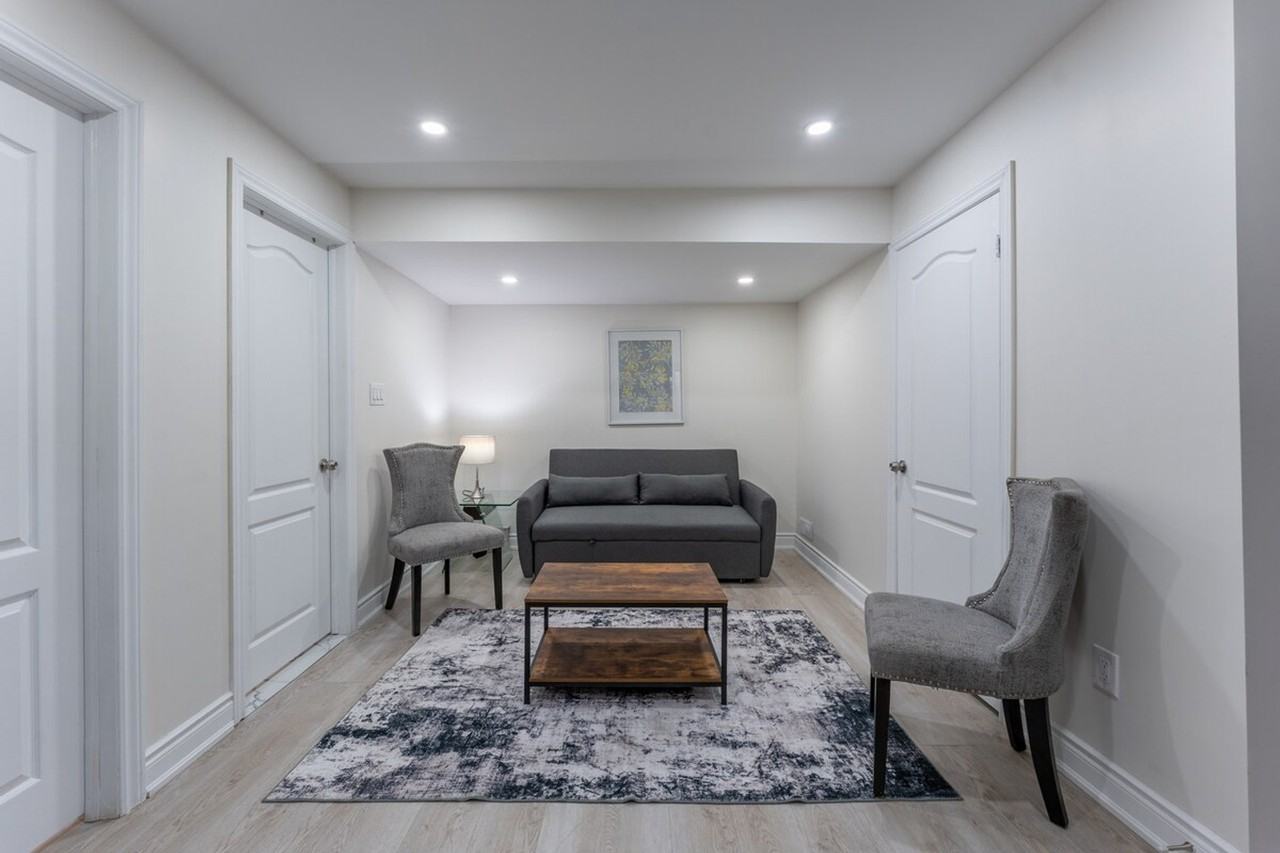 7 Benadir Avenue #1504499P - Photo 4 of 44