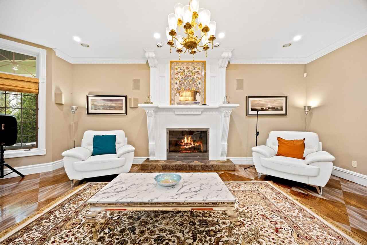 3022 Lakeshore Rd #1504455P - Photo 3 of 50