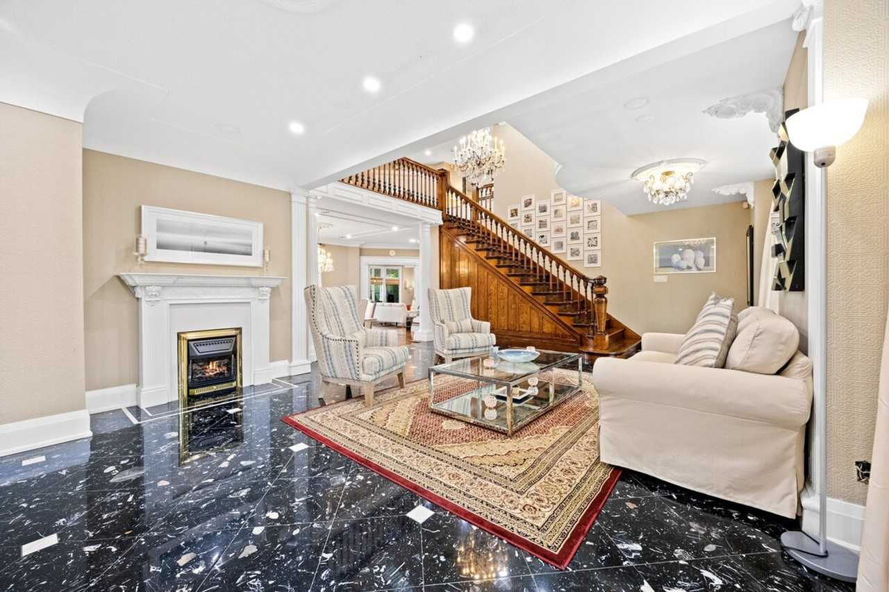 3022 Lakeshore Rd #1504455P - Photo 6 of 50