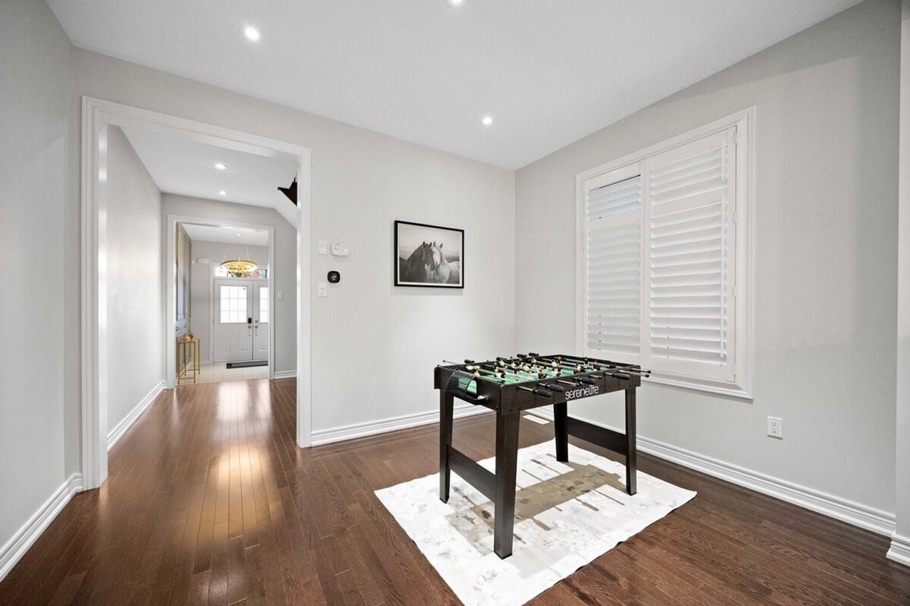 5 Humberstone Cres #1504449P - Photo 7 of 36