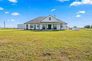 featured image of 251 Willow Moon Ranch Rd #1