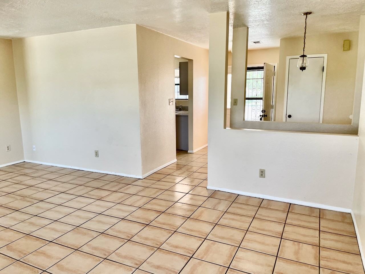 472 Copper Dr Ne #1 - Photo 3 of 30