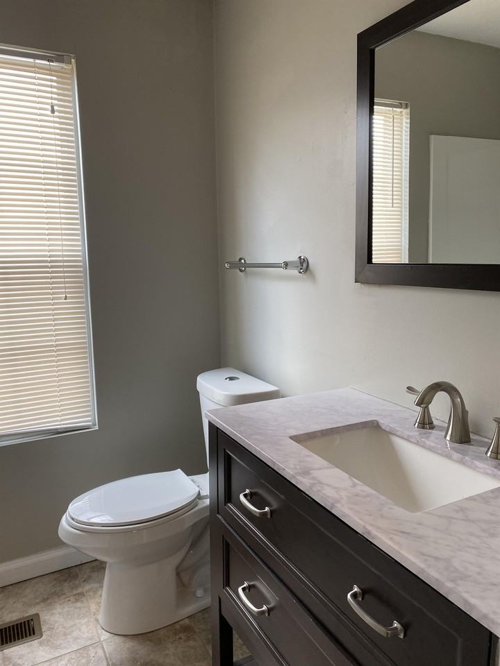1417 Ashbourne Dr #1 - Photo 4 of 17